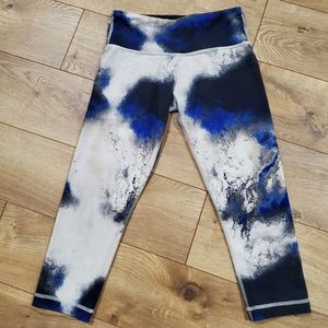 Lululemon Size 4 WunderUnder Crop Milky Way Yoga